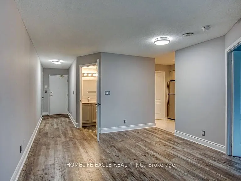 745 New Westminster Dr #204 — Photo 6