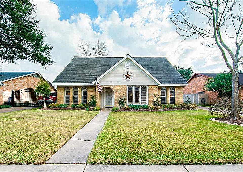 1st image of 21431 Park Willow Dr