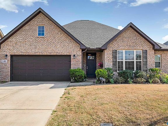 3rd image of 146 Willow Bank Cir