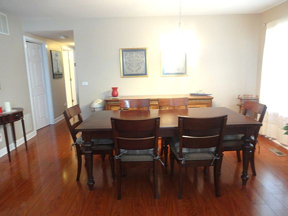 4th image of 1632 Columbia Cir Unit 4
