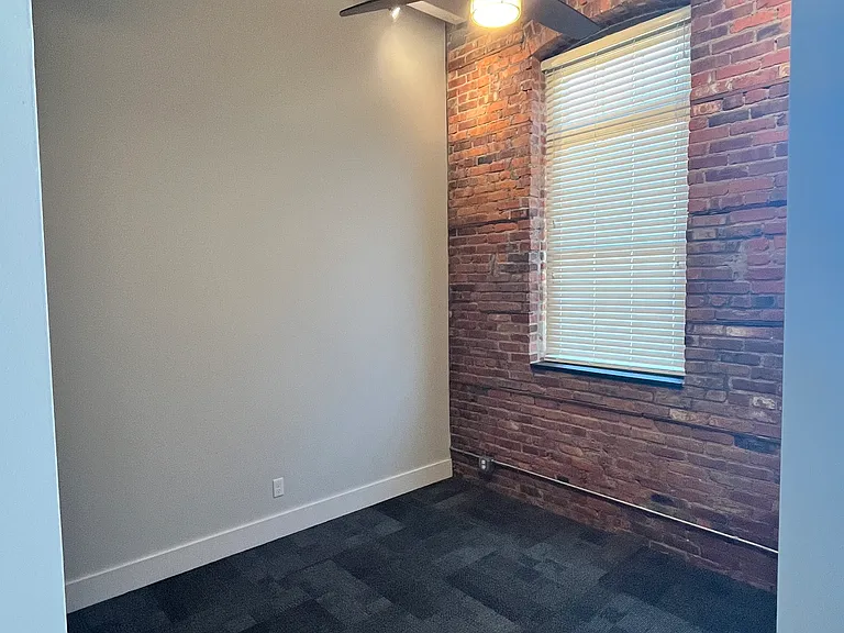 210 N Walnut St #11 — Photo 10