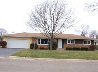 509 7th St, Waunakee, WI 53597