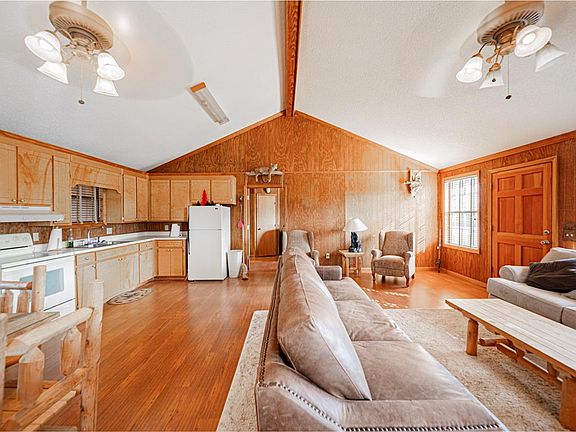 32nd image of 7837 Val Del Rd