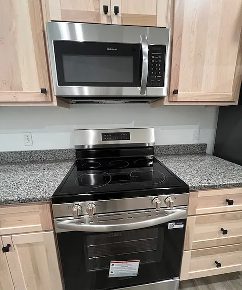 220 S Taylor St — Photo 13