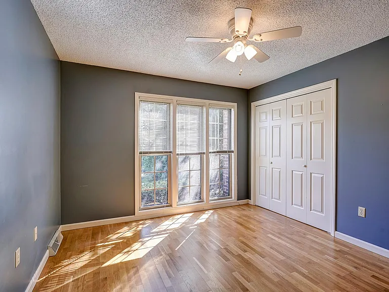 46 Platinum Ct — Photo 17