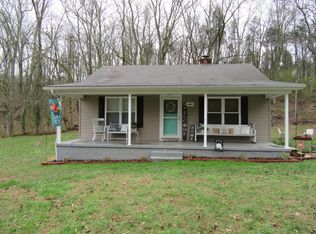 1451 Ridgeview Dr, Clinton, TN 37716