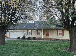 903 Sivley Rd, Hopkinsville, KY 42240