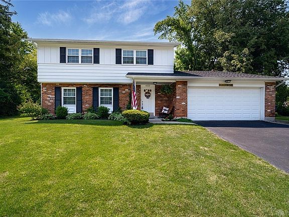 2nd image of 6020 Brookburn Ct