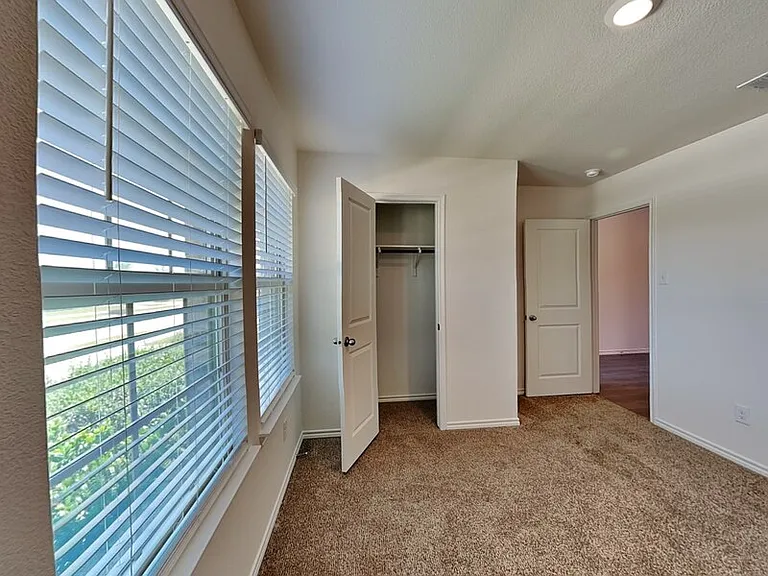 2909 Menguita St — Photo 11