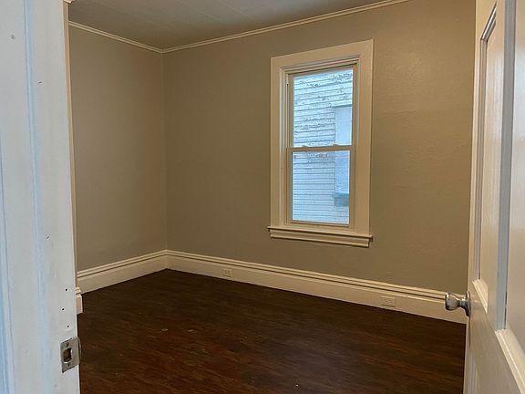 3rd image of 304 W Burgess St #1