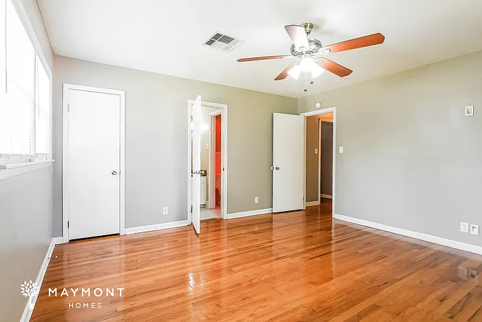 3352 Ridgefield Dr — Photo 8