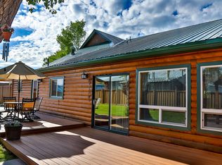 223 8th St, Meeker, CO 81641