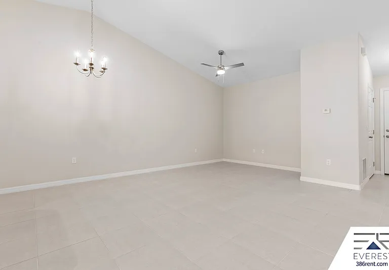 34 Rosepetal Ln #A — Photo 8