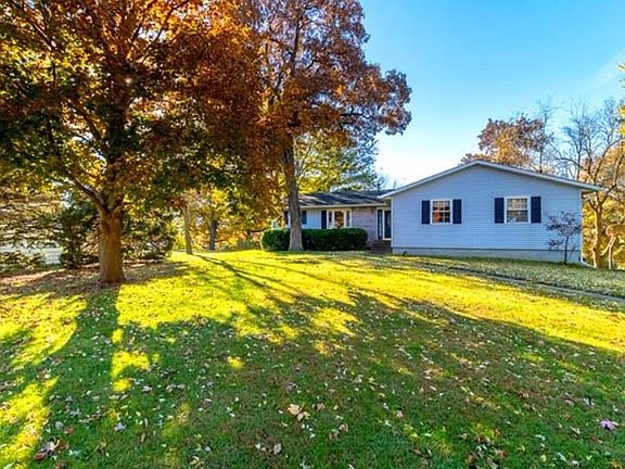 2nd image of 106 Sherwood Dr