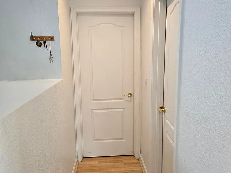 647 Vista Ct — Photo 7