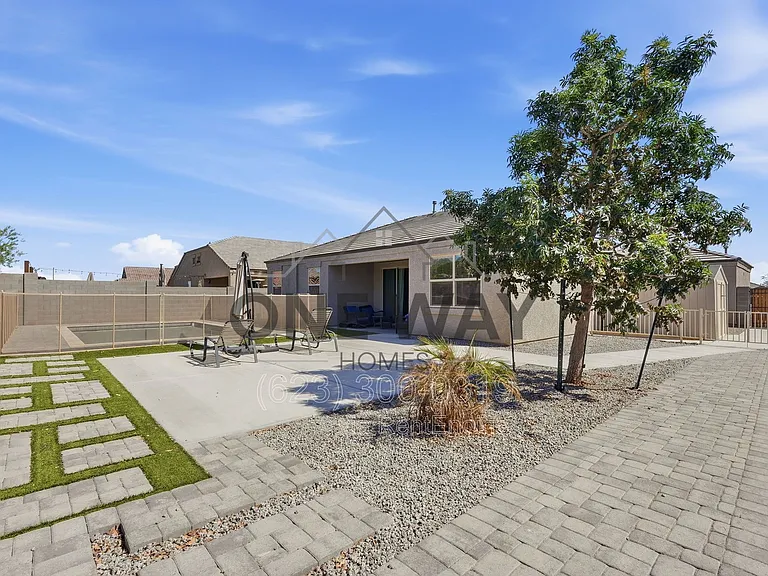 30558 W Clarendon Ave — Photo 36