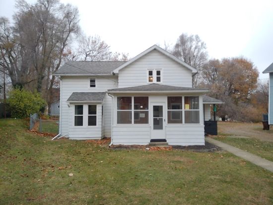 1238 Greenwood Ave, Jackson, MI 49203