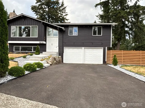 9232 139th Street, Kirkland, WA 98034