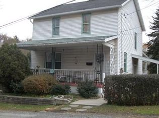 1227 Oakleaf Dr, Pittsburgh, PA 15207