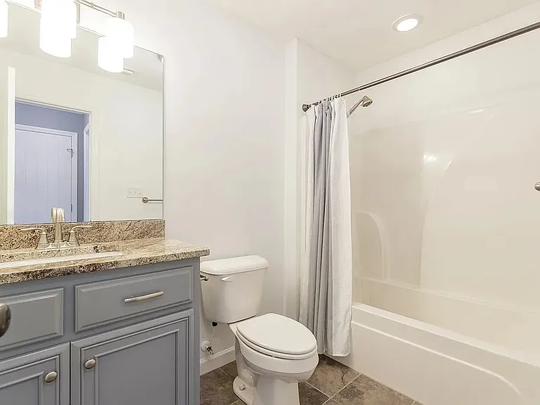 3964 Glen Laurel Dr W — Photo 10