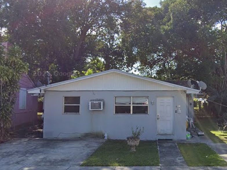 1st image of 1614 NW 45th St