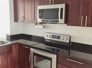 17 Whitehead Cir, Weston, FL 33326
