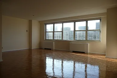 Rented by R&R Realty Partner, Inc.