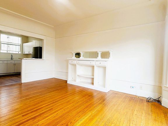 2nd image of 343 5th Ave APT 3