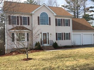 42 Redgate Rd, Dracut, MA 01826