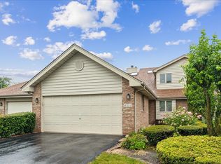 18324 Pine Wood Ln, Tinley Park, IL 60477