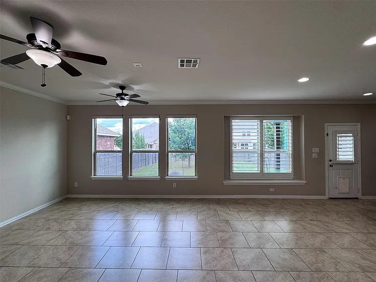 2605 Rough Berry Rd — Photo 8