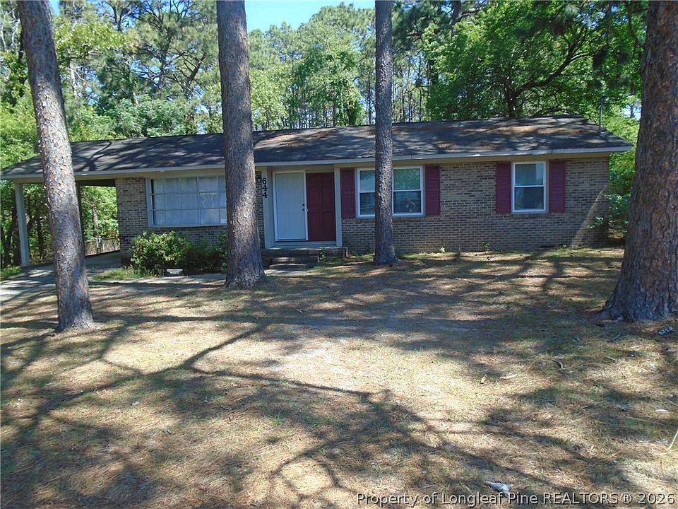 1st image of 644 Clayton Dr