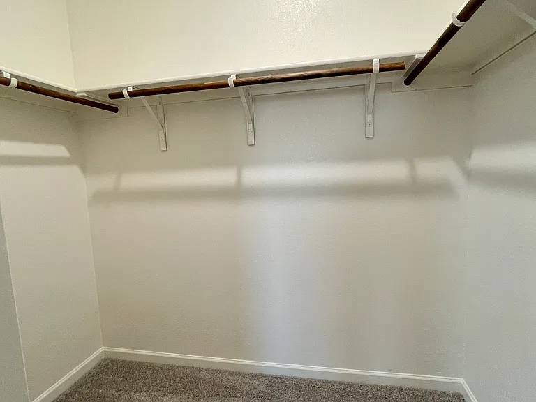 6222 Old Bridge Way — Photo 9