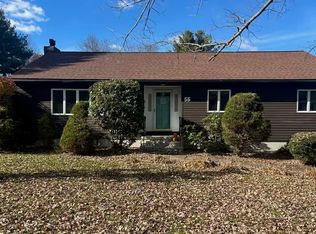 55 Mechanic St #1, Amherst, MA 01002