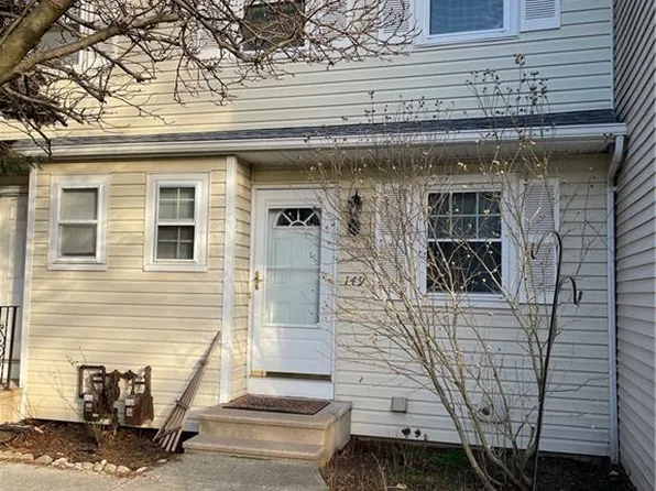 149 East Gate Lane #149, Hamden, CT 06514