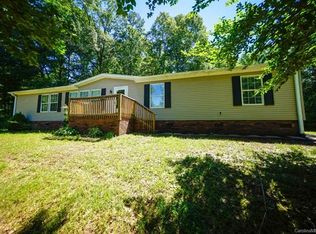 142 Fox Run Dr, Statesville, NC 28625