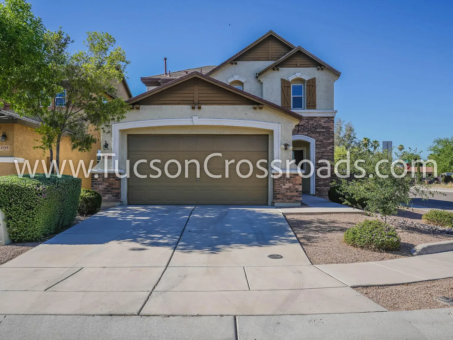3 bed, 1642 sqft, $1,995 — Photo 2