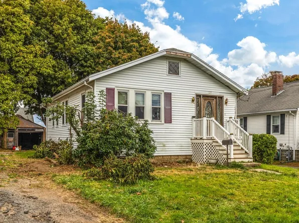 107 Wilson Ave, Weymouth, MA 02188