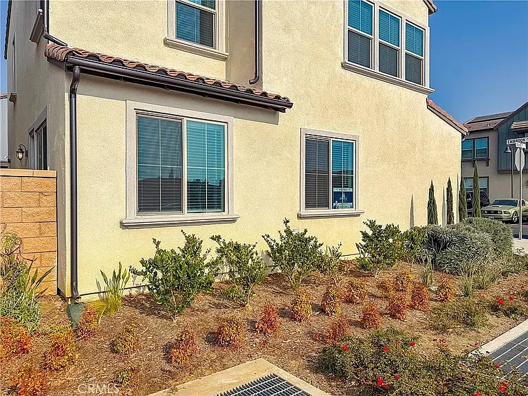 501 Embrook Way — Photo 28