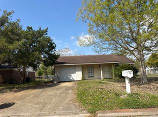 6641 Cortez Cir, Ocean Springs, MS 39564