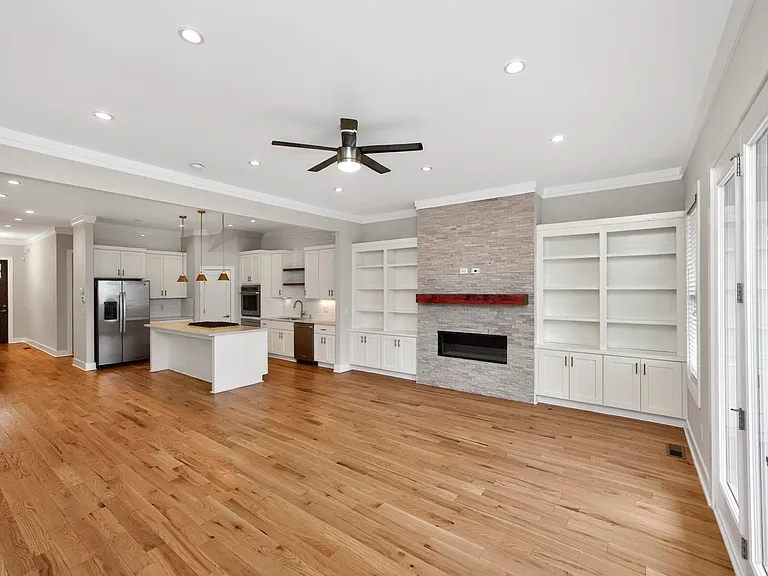 4704 Kentucky Ave #A — Photo 8