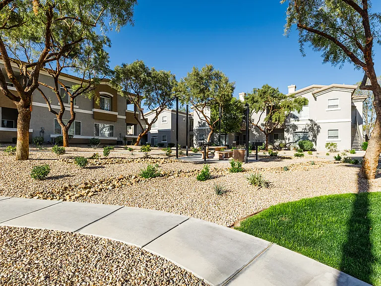 Parkside Villas — Photo 21