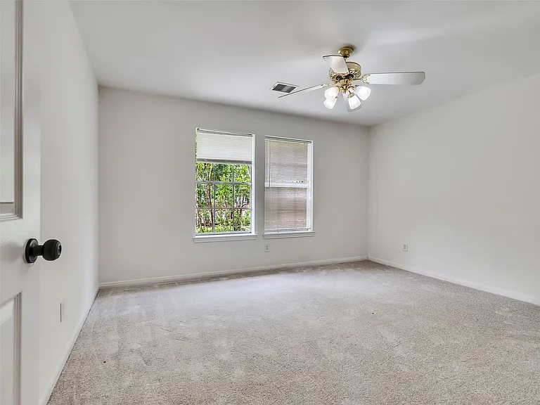 1127 Gloria Ct — Photo 41