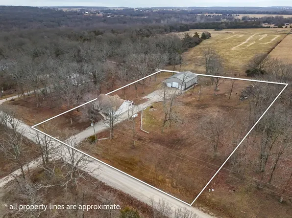 84 Oak Crest Drive, Marshfield, MO 65706