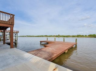 172 Fm 2031 Beach Rd, Matagorda, TX 77457