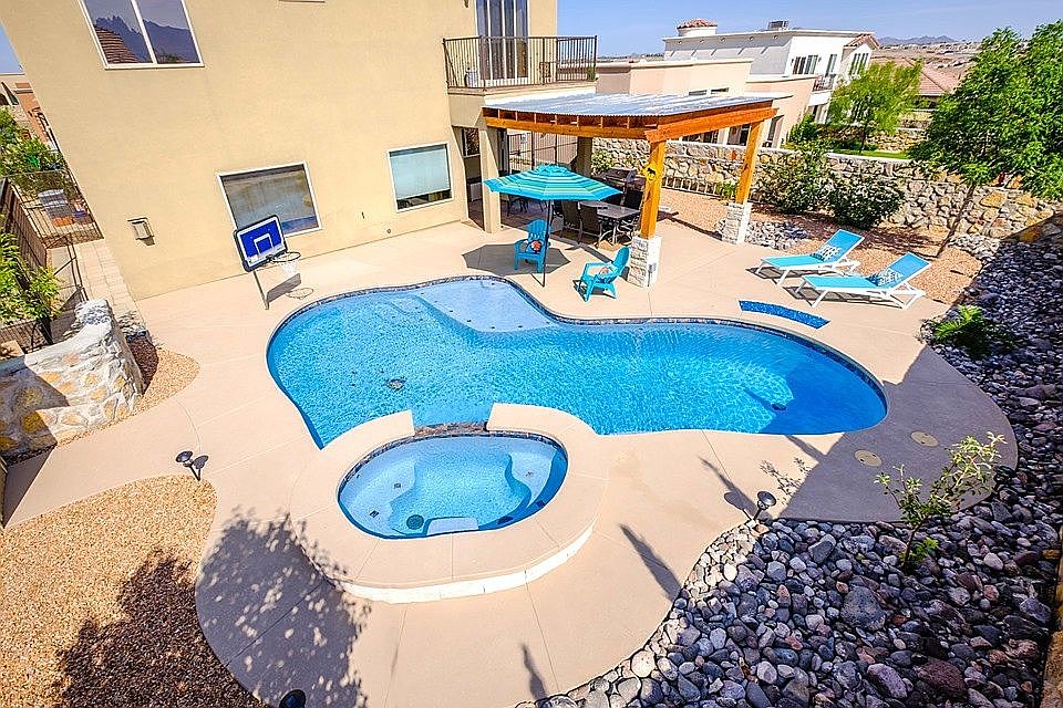 1st image of 4320 Calle Bonita