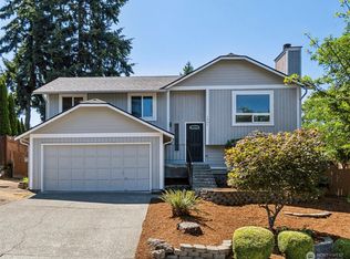1901 NE 17th Pl, Renton, WA 98056