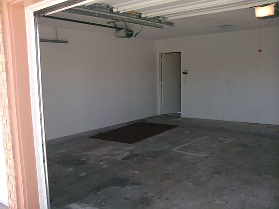 5th image of 1617 Dale Douglas Dr