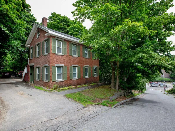 17 Walker St #1, Bath, ME 04530