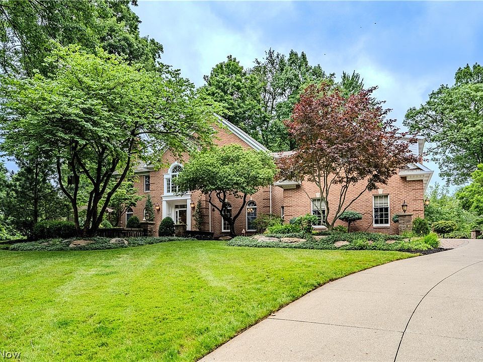 1st image of 17504 Willow Wood Dr